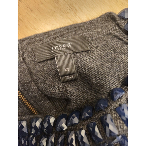 J Crew Womens Sweater Gray‎ Wool Blend Blue Jeweled Neckline Top Extra Small - Picture 6 of 11